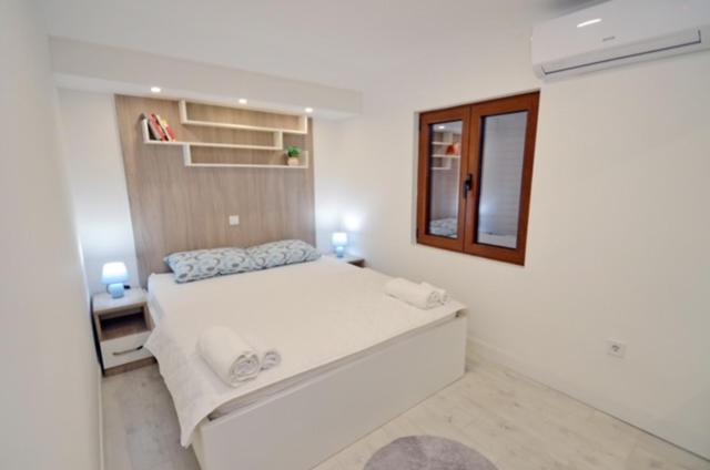 Nikola Lux Apartments Muo Exterior photo